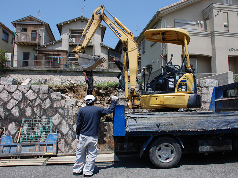 擁壁のある敷地での計画